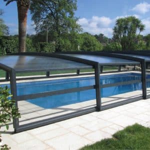 Abris de piscine BORVO MI-HAUT