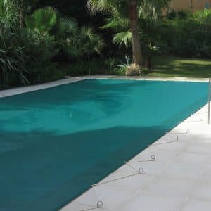 Couverture d’hivernage BORVO GR pour piscine - protège l’eau des feuilles et impuretés