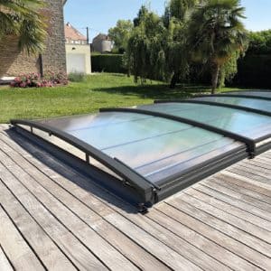 Abris de piscine BORVO BAS 18